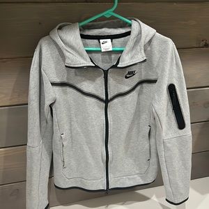 Men’s size small Nike tech zip hoodie